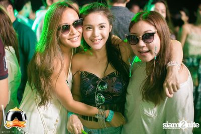 Drink Dive Duck - Bikini Pool Party 2015 at A-ONE HOTEL — photo 163