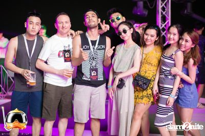 Drink Dive Duck - Bikini Pool Party 2015 at A-ONE HOTEL — photo 58