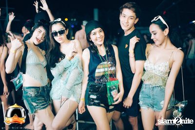 Drink Dive Duck - Bikini Pool Party 2015 (Album 1) — photo 176