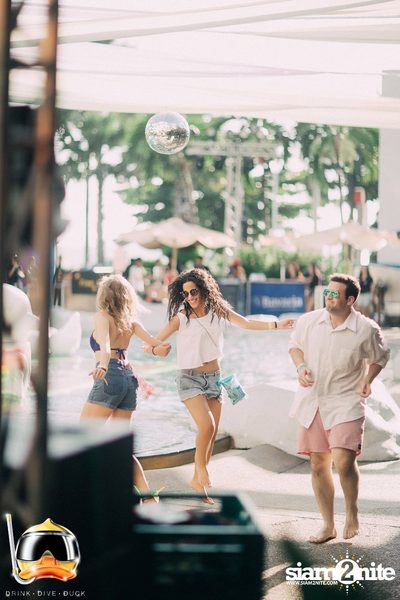 Drink Dive Duck - Bikini Pool Party 2015 (Album 1) — photo 36