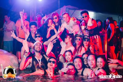 Drink Dive Duck - Bikini Pool Party 2015 (Album 1) — photo 120