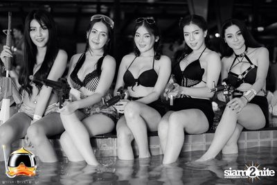 Drink Dive Duck - Bikini Pool Party 2015 (Album 2) — photo 141
