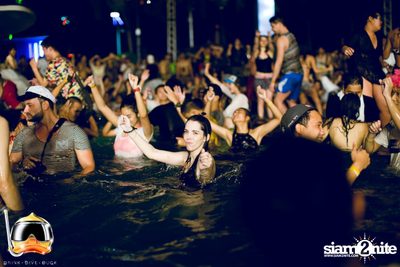 Drink Dive Duck - Bikini Pool Party 2015 (Album 2) — photo 281