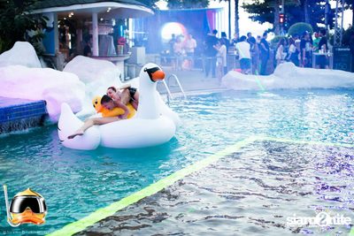 Drink Dive Duck - Bikini Pool Party 2015 (Album 2) — photo 129