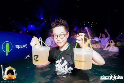 Drink Dive Duck - Bikini Pool Party 2015 (Album 2) — photo 185