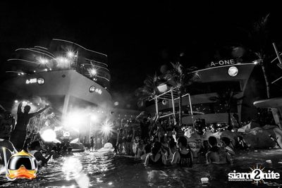 Drink Dive Duck - Bikini Pool Party 2015 (Album 2) — photo 179