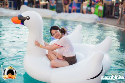 Drink Dive Duck - Bikini Pool Party 2015 (Album 2) — photo 105