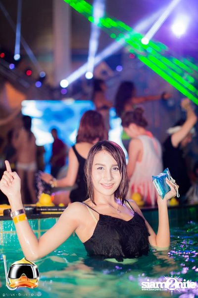 Drink Dive Duck - Bikini Pool Party 2015 (Album 2) — photo 239
