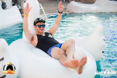 Drink Dive Duck - Bikini Pool Party 2015 (Album 2) — photo 109