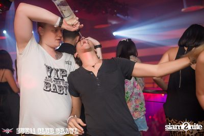SUK 11 CLUB CRAWL — photo 126