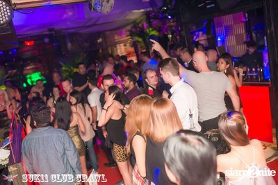 SUK 11 CLUB CRAWL — photo 237