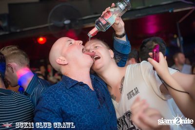 SUK 11 CLUB CRAWL — photo 294