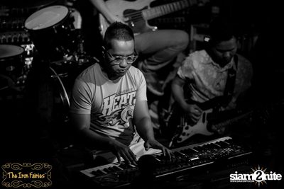 Open Mic Mondays — photo 1