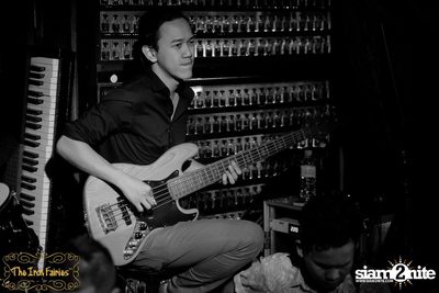 Open Mic Mondays — photo 2