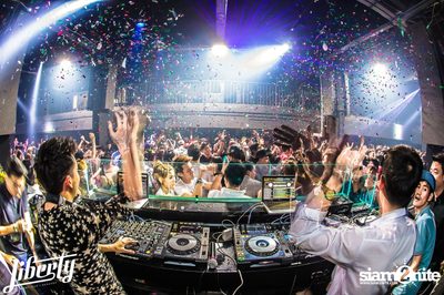Opening Party at Liberty Club, Sukhumvit Soi 55 — photo 190