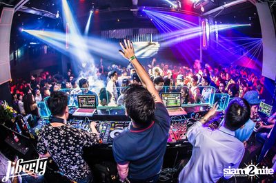 Opening Party at Liberty Club, Sukhumvit Soi 55 — photo 200