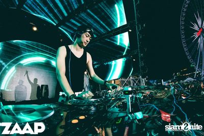 Sangsom pres. Fullmoon Party (Album 2 of 2) at Asiatique — photo 69