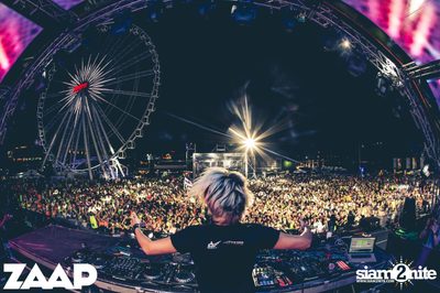 Sangsom pres. Fullmoon Party (Album 2 of 2) at Asiatique — photo 101