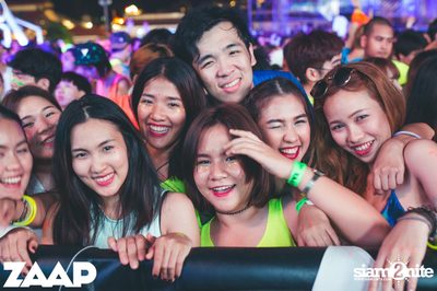 Sangsom pres. Fullmoon Party (Album 2 of 2) at Asiatique — photo 174