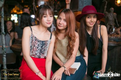 Saturday Night at The Iron Fairies, Thonglor — photo 58
