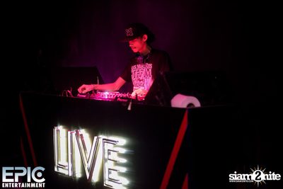 PARIS BLOHM Live at Levels Club, Sukhumvit Soi 11 — photo 9