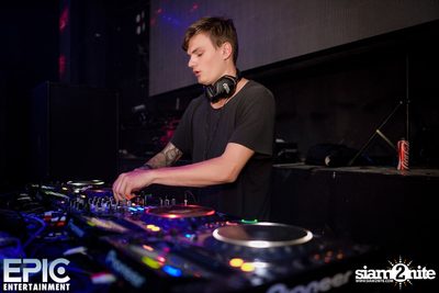 PARIS BLOHM Live at Levels Club, Sukhumvit Soi 11 — photo 143
