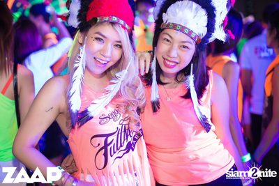 Sangsom pres. Fullmoon Party (Album 1 of 2) at Asiatique — photo 193