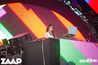 Sangsom pres. Fullmoon Party (Album 1 of 2) at Asiatique — photo 199