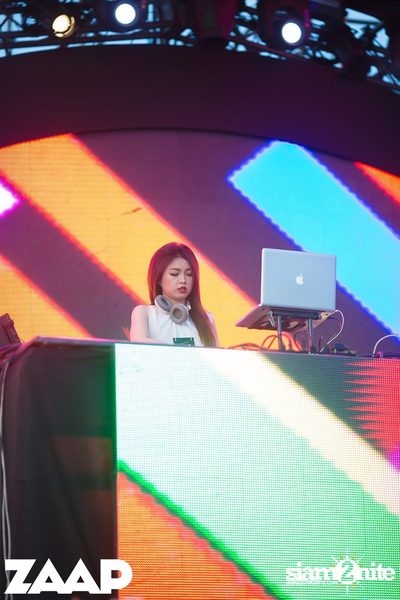 Sangsom pres. Fullmoon Party (Album 1 of 2) at Asiatique — photo 209