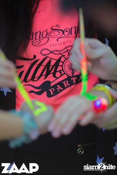 Sangsom pres. Fullmoon Party (Album 1 of 2) at Asiatique — photo 284