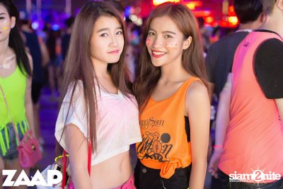 Sangsom pres. Fullmoon Party (Album 1 of 2) at Asiatique — photo 315