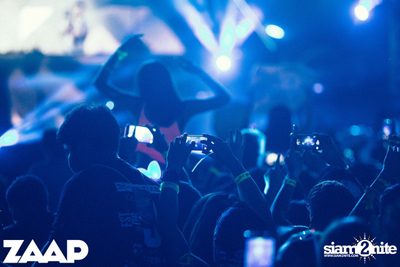 Sangsom pres. Fullmoon Party (Album 1 of 2) at Asiatique — photo 354