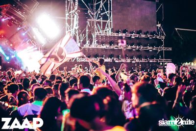 Sangsom pres. Fullmoon Party (Album 1 of 2) at Asiatique — photo 371