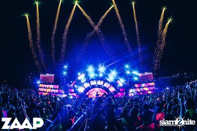 Sangsom pres. Fullmoon Party (Album 1 of 2) at Asiatique — photo 385