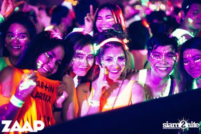 Sangsom pres. Fullmoon Party (Album 1 of 2) at Asiatique — photo 389