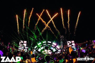 Sangsom pres. Fullmoon Party (Album 1 of 2) at Asiatique — photo 399