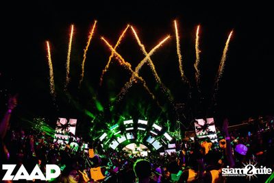 Sangsom pres. Fullmoon Party (Album 1 of 2) at Asiatique — photo 400