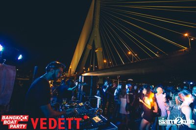 Vedett pres. Bangkok Boat Party on Chao Praya River — photo 6