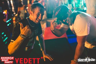 Vedett pres. Bangkok Boat Party on Chao Praya River — photo 12