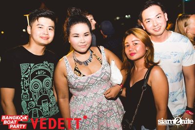 Vedett pres. Bangkok Boat Party on Chao Praya River — photo 16