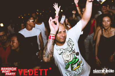 Vedett pres. Bangkok Boat Party on Chao Praya River — photo 22