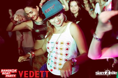 Vedett pres. Bangkok Boat Party on Chao Praya River — photo 23