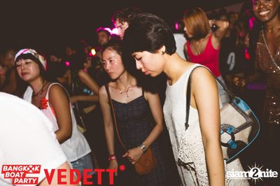 Vedett pres. Bangkok Boat Party on Chao Praya River — photo 25