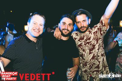 Vedett pres. Bangkok Boat Party on Chao Praya River — photo 28