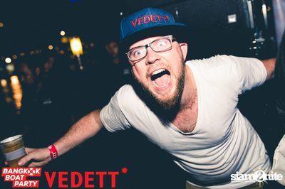 Vedett pres. Bangkok Boat Party on Chao Praya River — photo 46