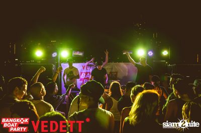 Vedett pres. Bangkok Boat Party on Chao Praya River — photo 49