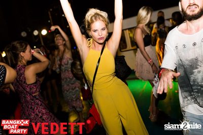 Vedett pres. Bangkok Boat Party on Chao Praya River — photo 50