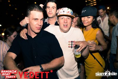 Vedett pres. Bangkok Boat Party on Chao Praya River — photo 60