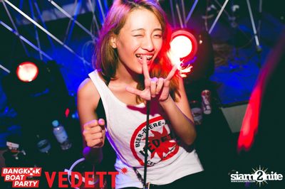 Vedett pres. Bangkok Boat Party on Chao Praya River — photo 69