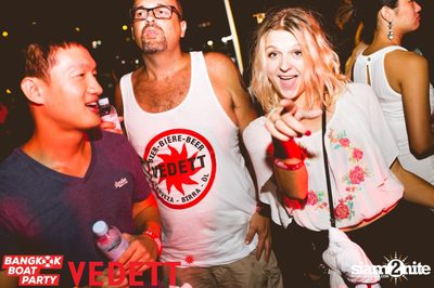 Vedett pres. Bangkok Boat Party on Chao Praya River — photo 70